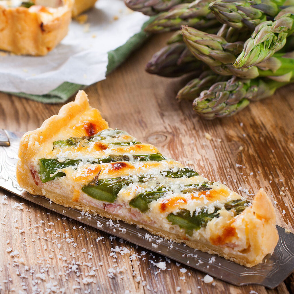 Tartă cu sparanghel