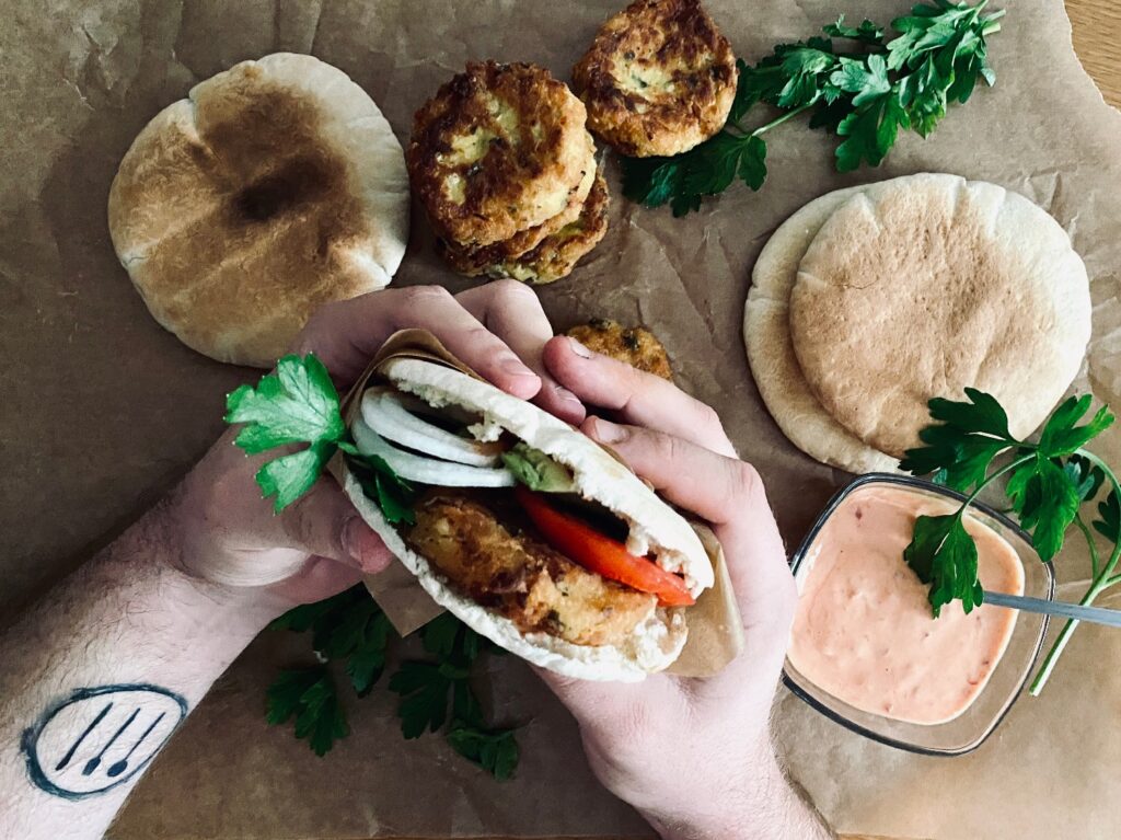 Burger Vegetarian Cu Chiftea De Dovlecel