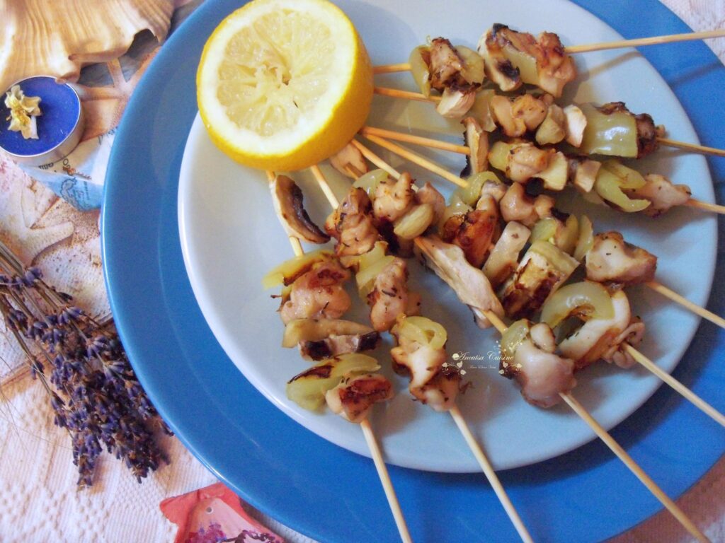 Frigărui cu pui şi vinete