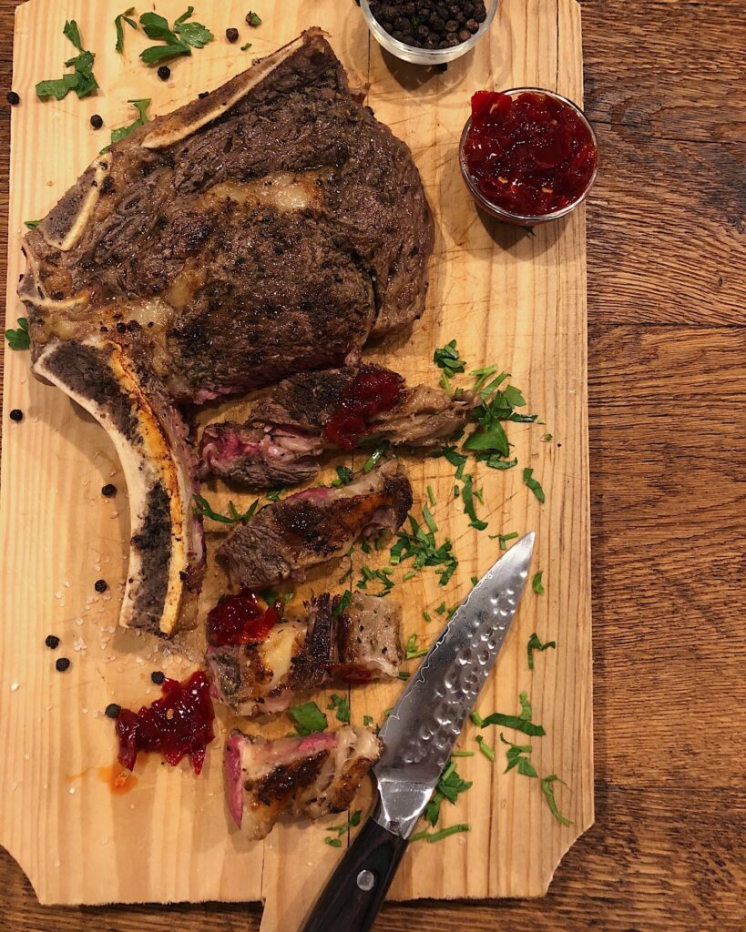 Steak de vită la tigaie