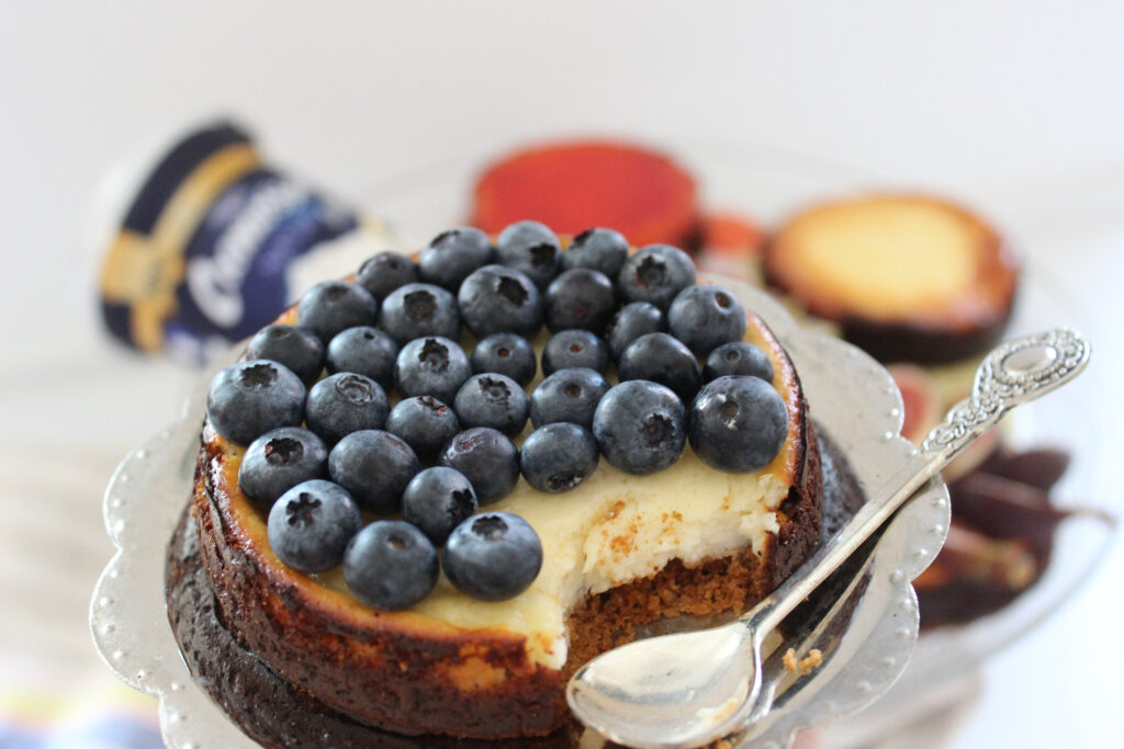Cheesecake cu iaurt cremos