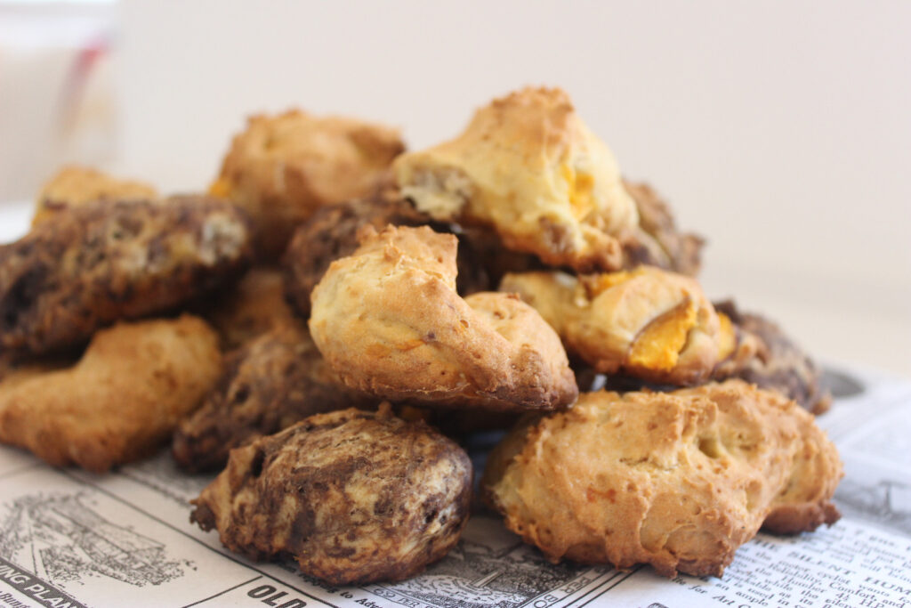 Mini painici cu pudra de roscove si piersica