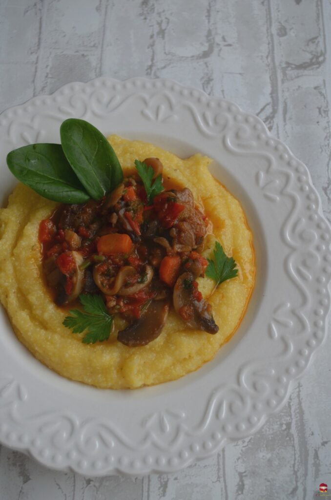 Tocăniță de ciuperci