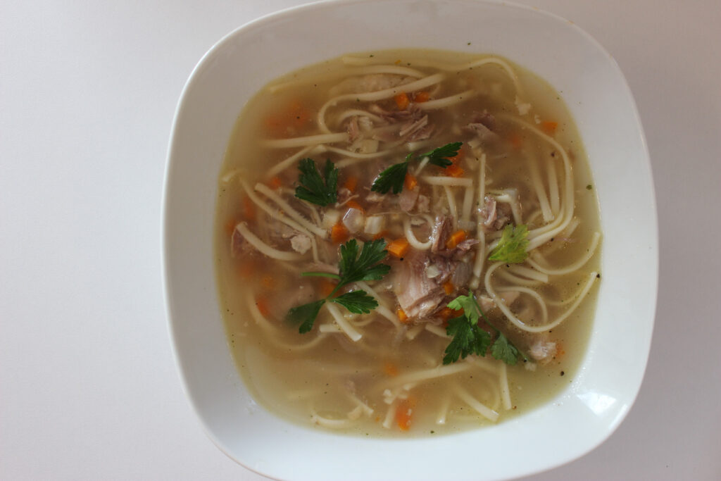 Supa de cocos cu taitei