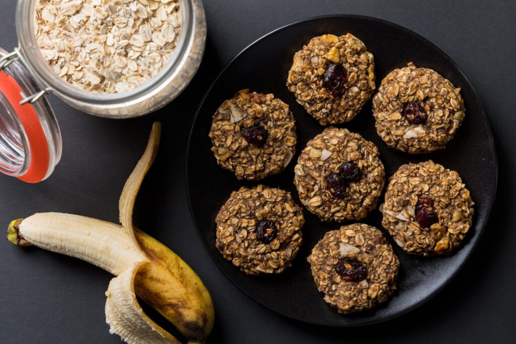 Biscuiți cu ovăz și banane