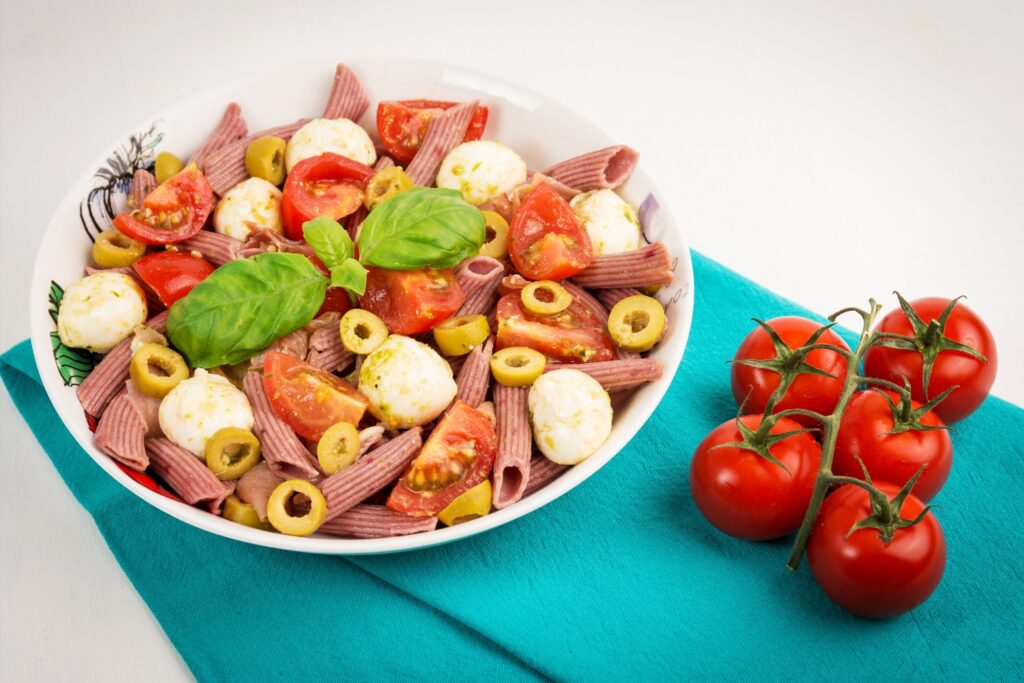 Salată italiană cu penne