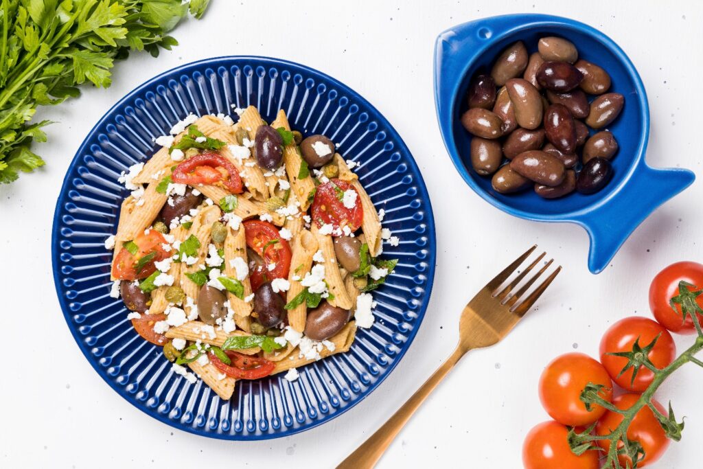 Salată grecească de paste