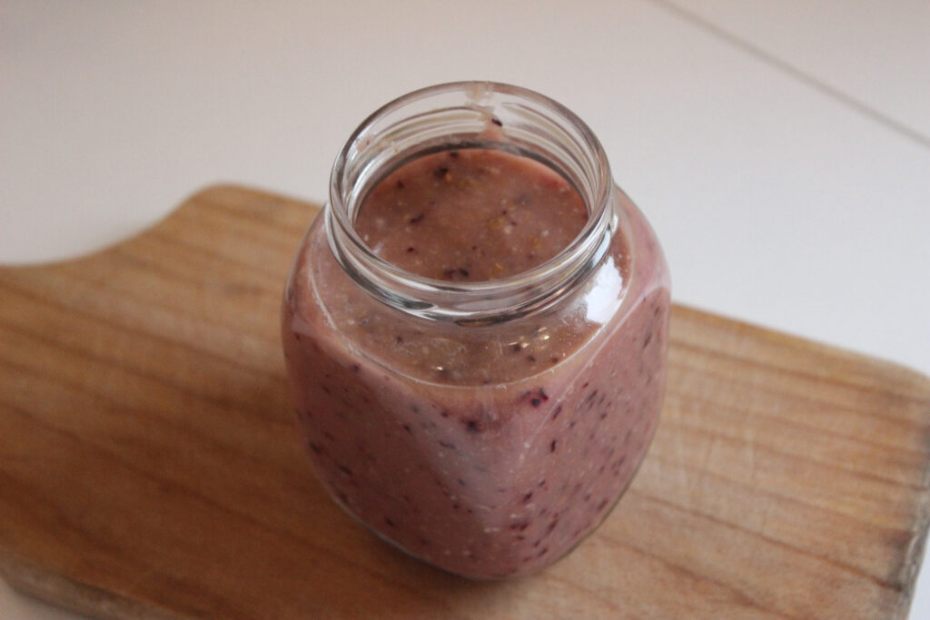 Piure din fulgi de ovaz, zmeura si afine