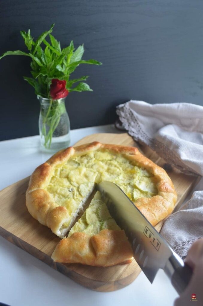 Tartă rustică cu brânză și dovlecei