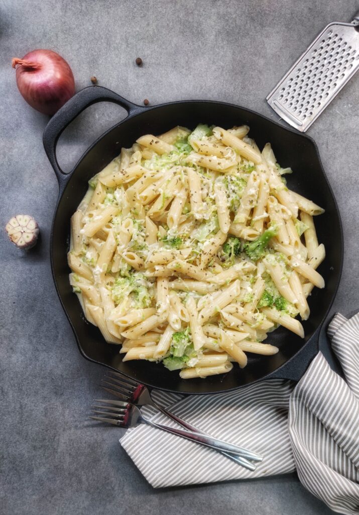 Paste cu broccoli, dovlecei – baby friendly