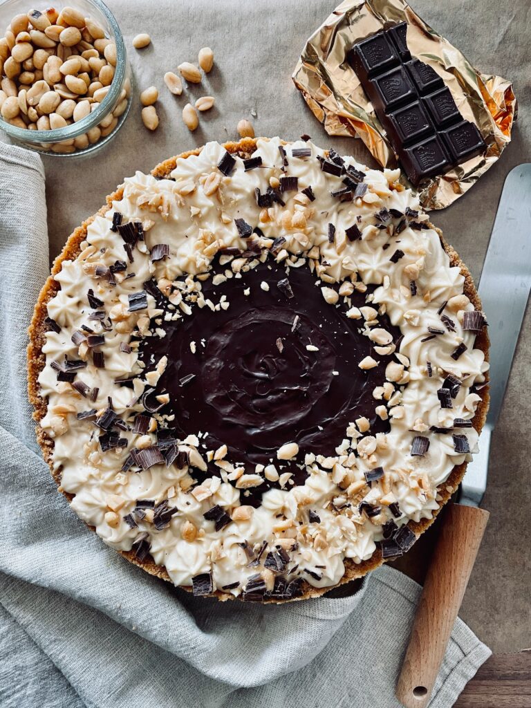 Snickers Cheesecake Sarat