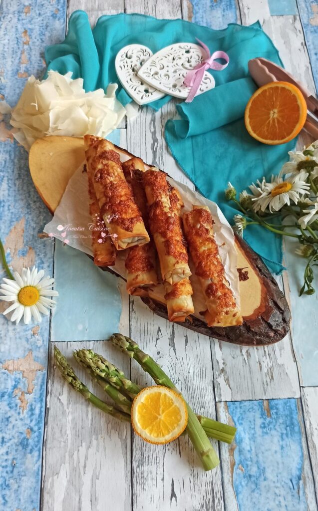 Pachețele din foietaj cu sparanghel și șuncă