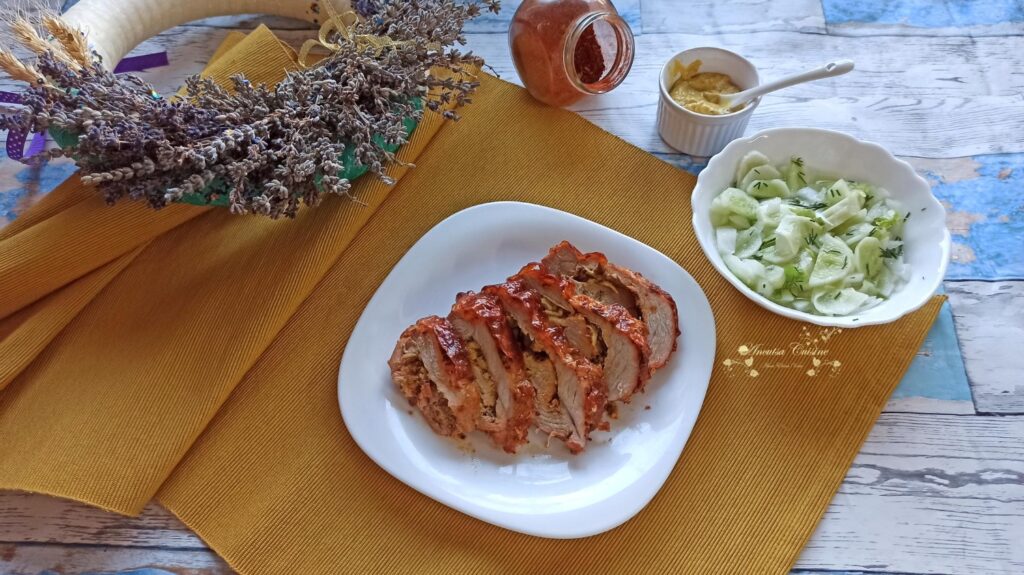 Porc în crustă de mozzarella, umplut cu muștar și camembert