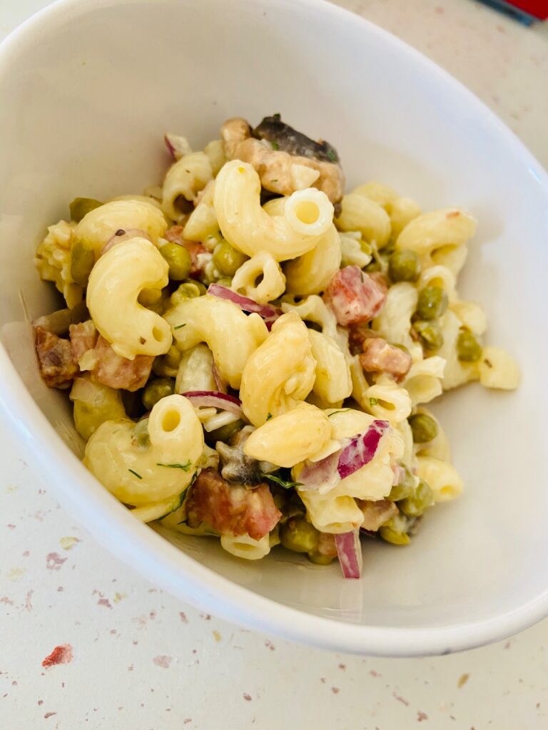 Salata de paste cu mazare