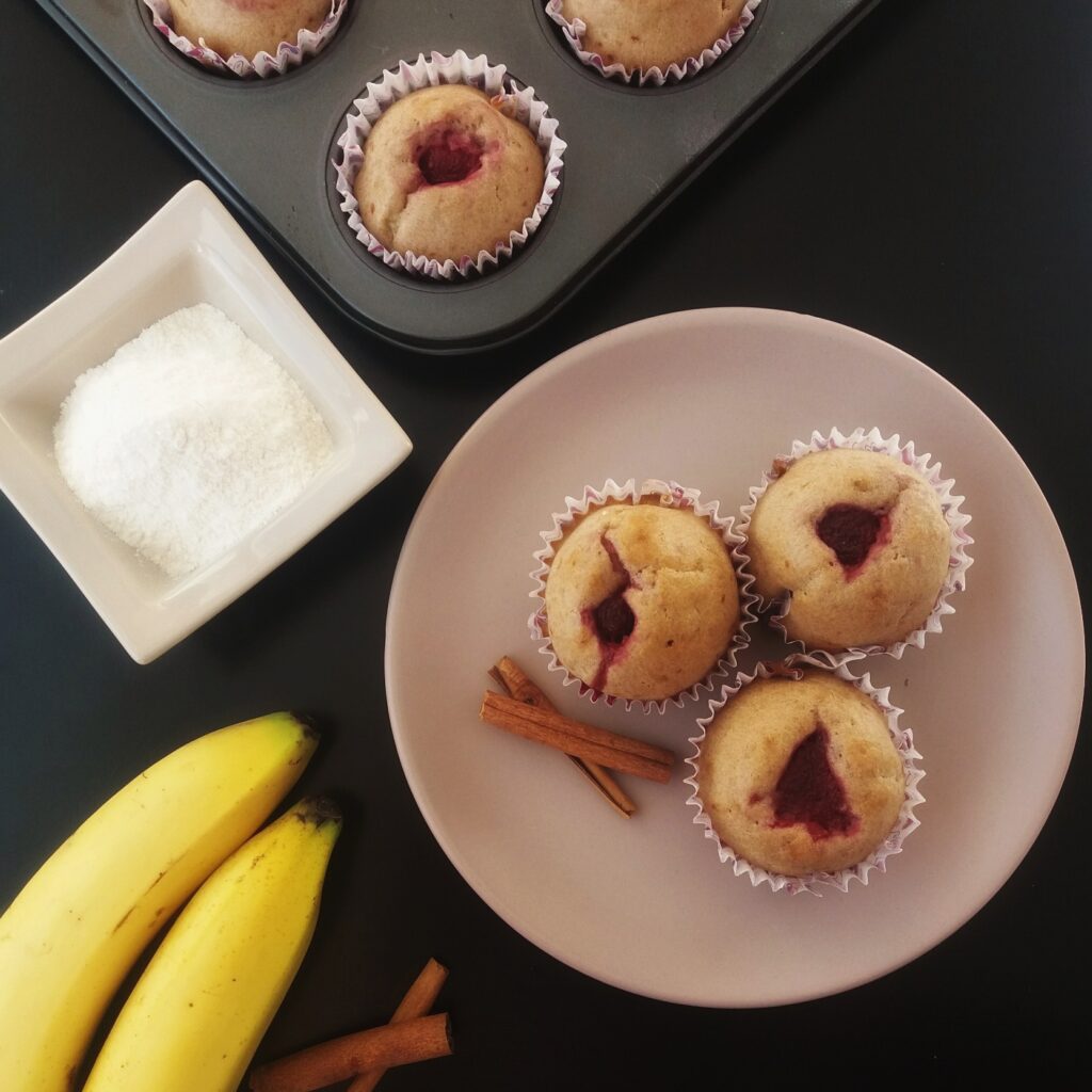 BRIOȘE CU BANANE (baby friendly)