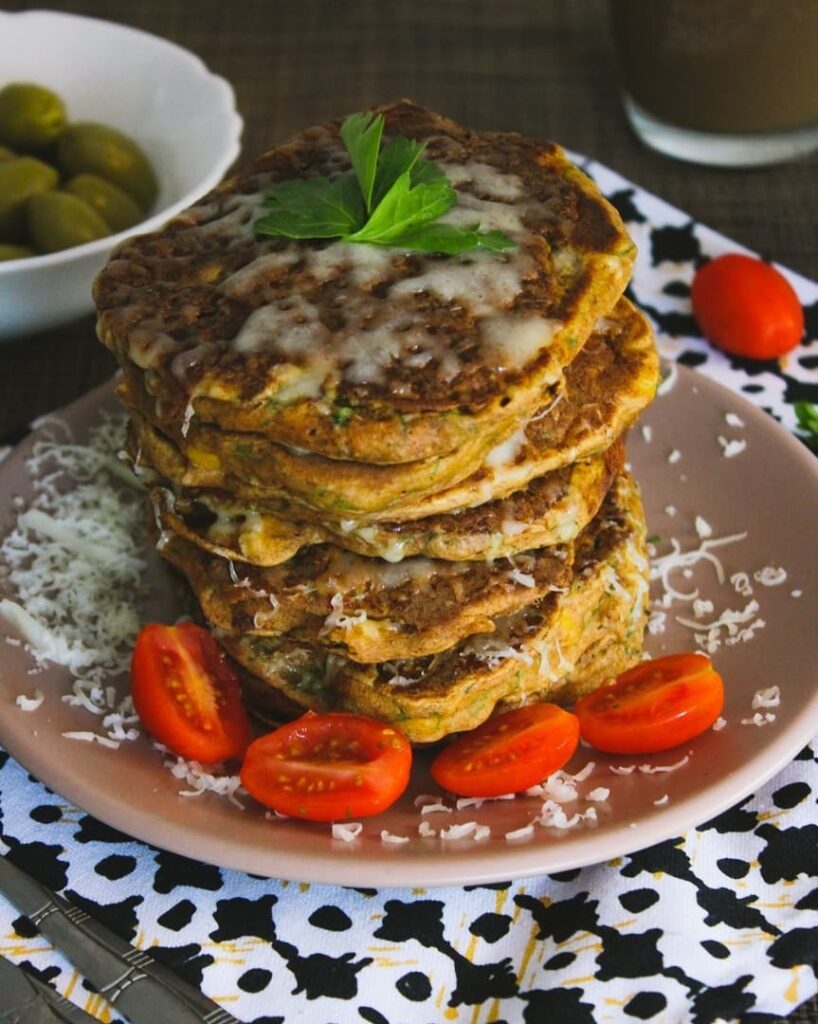 Clătite sărate cu bacon și porumb