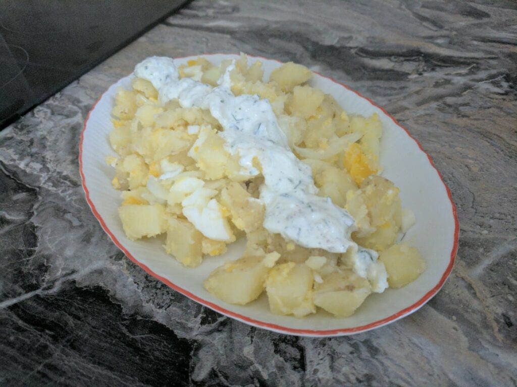 Salată de cartofi