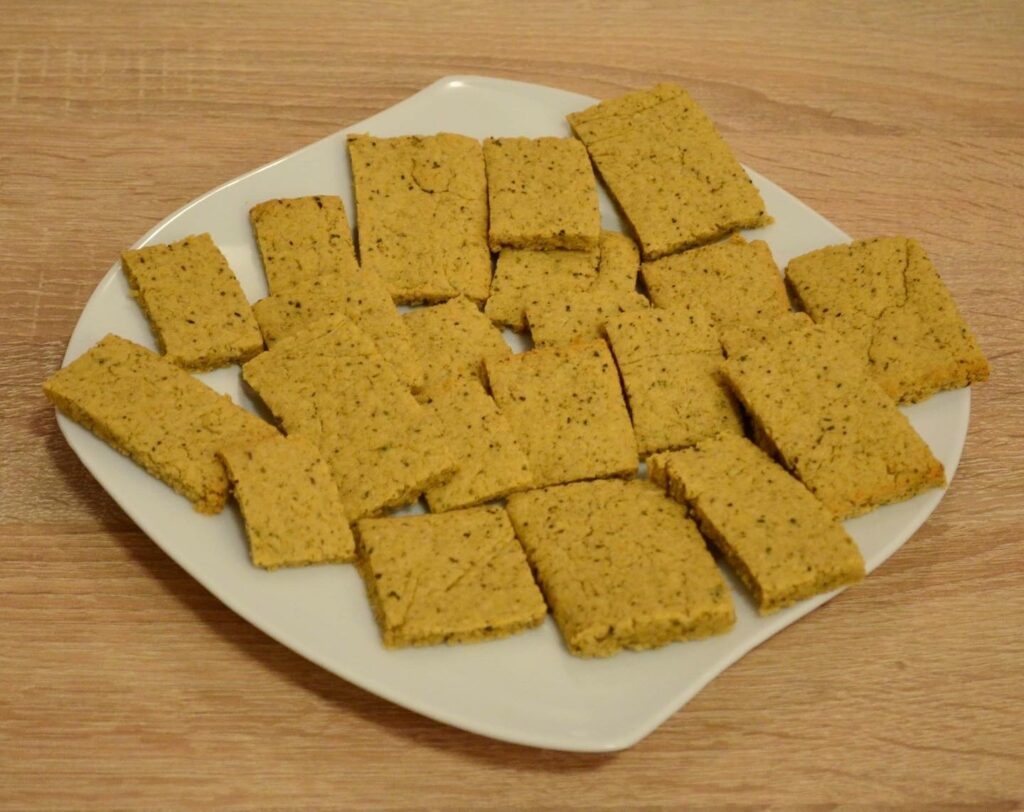 Biscuiți cu năut și fulgi de ovăz