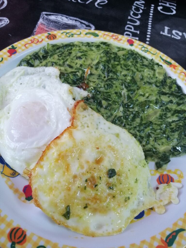 Spanac cu oua