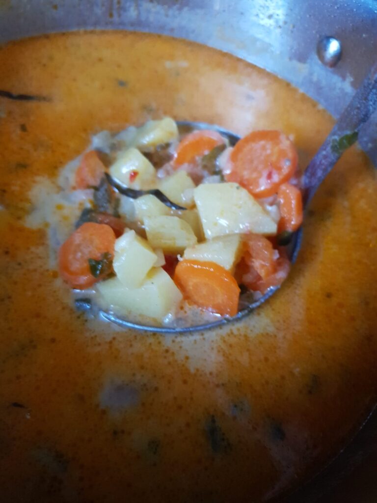 Ciorba de cartofi cu smantana