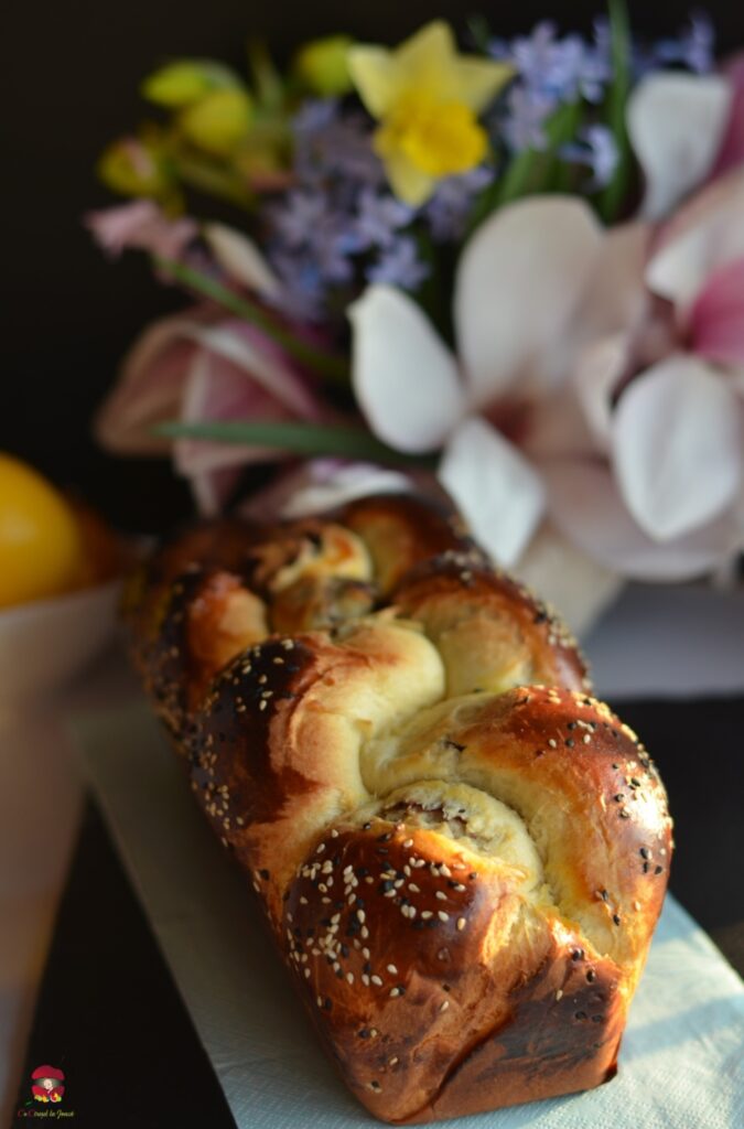 Cozonac pufos cu aromă de lămâie