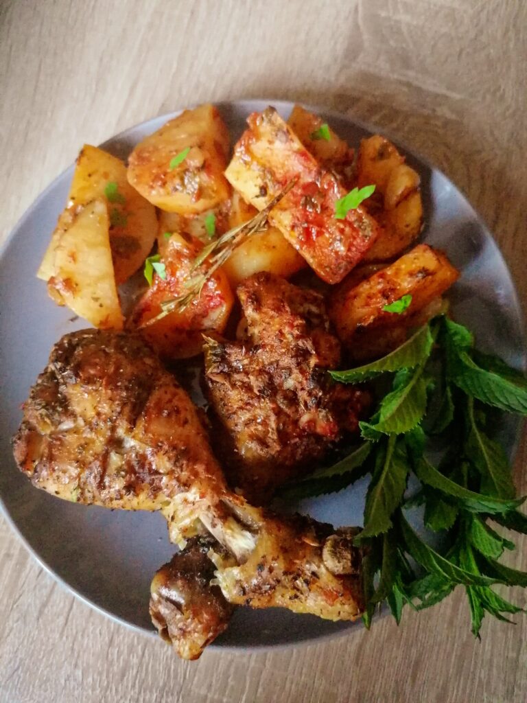 Copanele de pui cu cartofi la cuptor