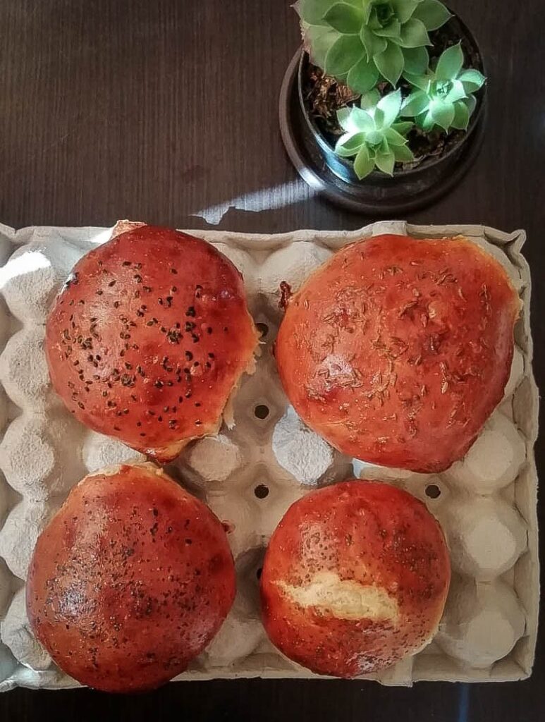 Chifle pentru burgeri (brioche buns)