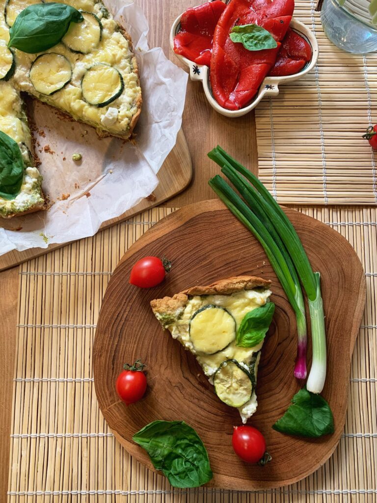 Quiche integral cu pesto de leurda si telemea de bivolita