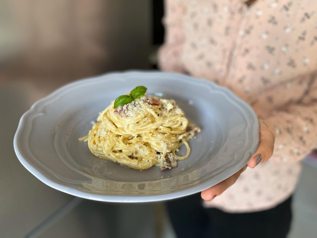 Spaghete carbonara by Greta